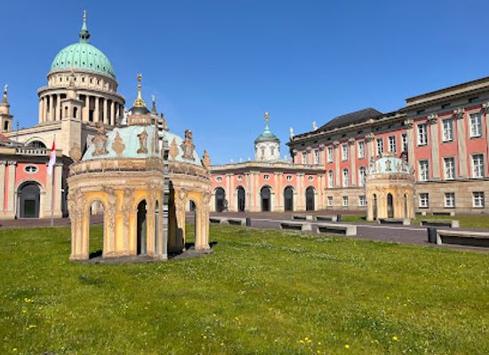 germany/potsdam/landmark/zugabe-schlosspavillion-potsdam-florian-dombois