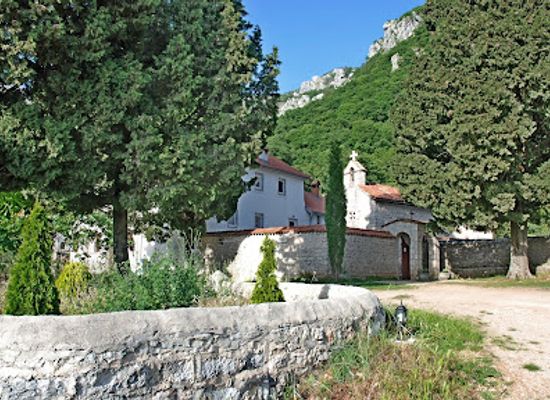 montenegro/ljesanska-nahija/landmark/manastir-duljevo