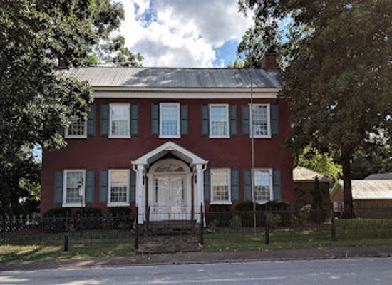 tennessee/west-tennessee/landmark/the-historic-dr-thomas-black-house