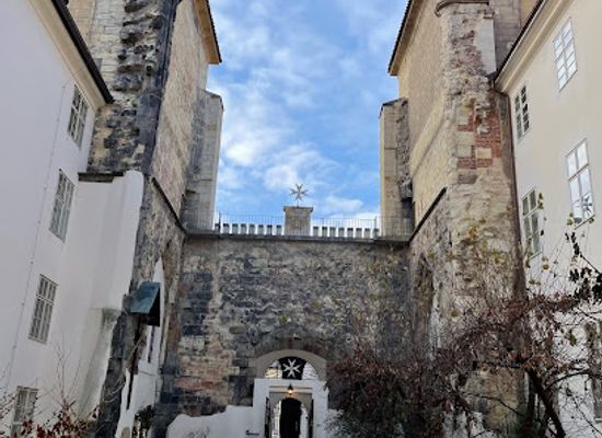 czechia/prague/mala-strana/landmark/ogrod-rycerzy-maltanskich
