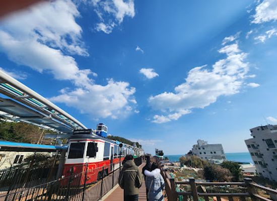 south-korea/busan/haeundae/landmark/haeundae-blueline-park