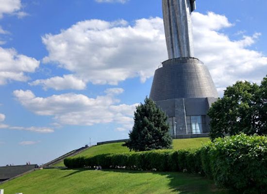 ukraine/svydovets-mountains/landmark/ukrainian-motherland-monument