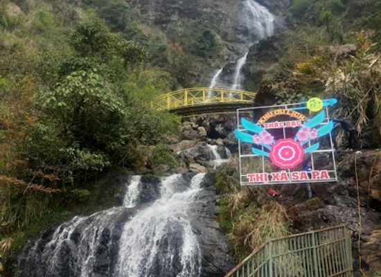 vietnam/sapa/landmark/silver-waterfall