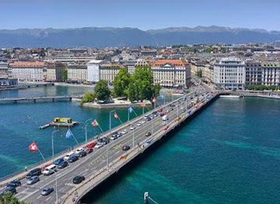 france/rhone-alpes/landmark/pont-du-mont-blanc