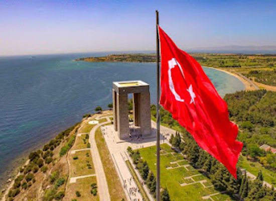 turkiye/canakkale/landmark/travel-lutars