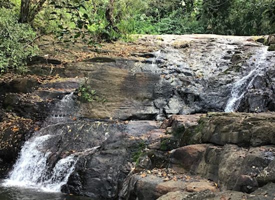 sri-lanka/western-province/landmark/adawala-waterfall
