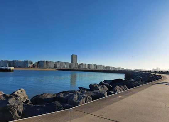 belgium/ostend-beach/landmark/oostende-pier