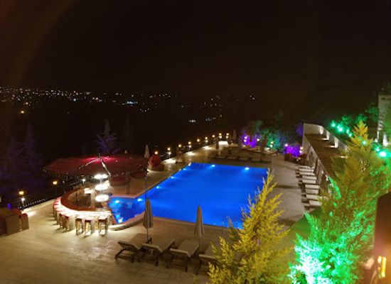 lebanon/deir-el-qamar/landmark/l-auberge-des-emirs