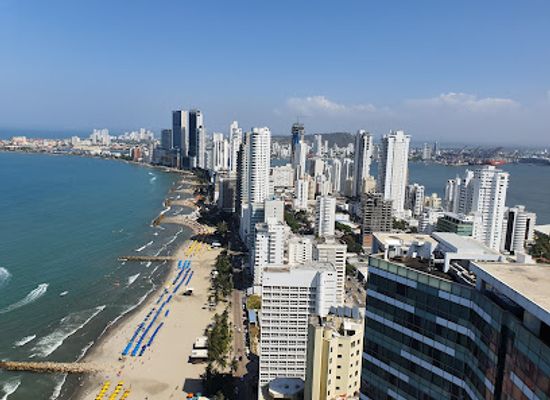 colombia/cartagena/bocagrande/landmark/playa-de-bocagrande