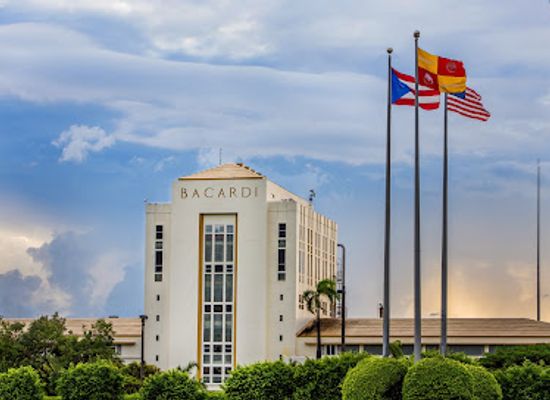 puerto-rico/dorado/landmark/casa-bacardi