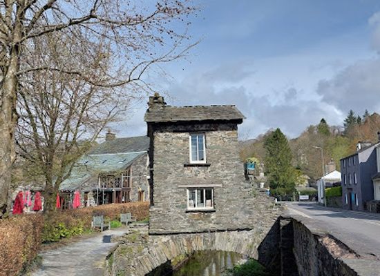 united-kingdom/lake-district-national-park/attraction/the-bridge-house-2