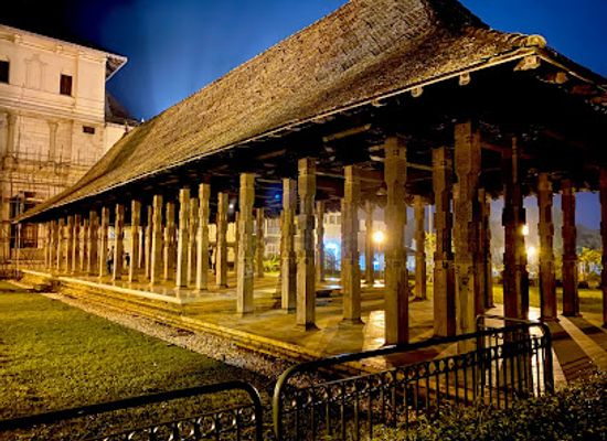 sri-lanka/kandy/landmark/magul-maduwa-audience-hall