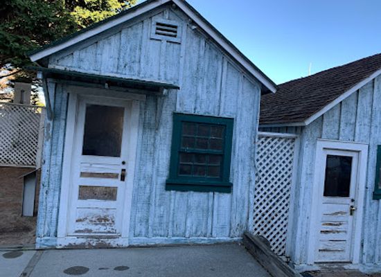 california/monterey/cannery-row/landmark/cannery-row-worker-shacks