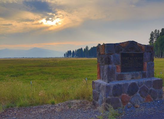 oregon/central-oregon/landmark/fort-klamath-museum