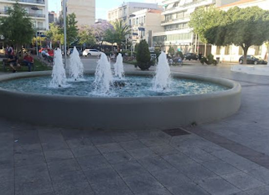 greece/kalamata/landmark/pl-taxiarchon