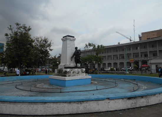 cameroon/coastal-region/landmark/place-du-gouvernement