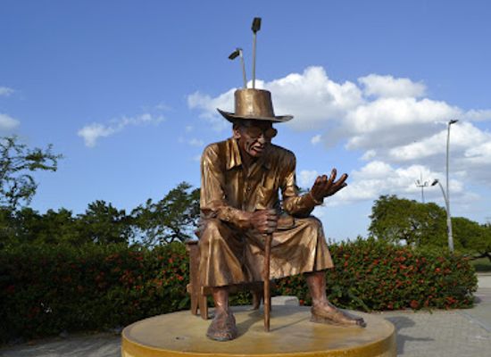 colombia/riohacha/landmark/palabrero-monumento