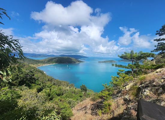 australia/the-whitsundays/landmark/molle-islands-national-park