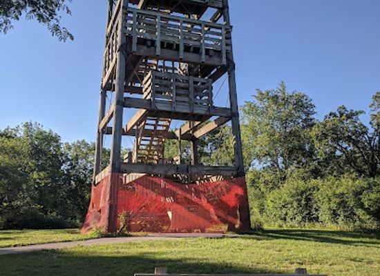 wisconsin/blue-hills/landmark/lapham-peak-observation-tower