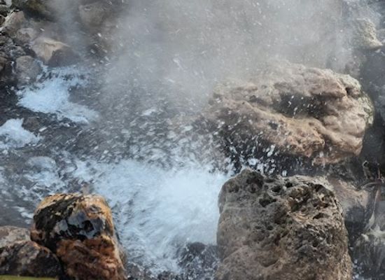 kenya/baringo-basin/landmark/lake-baringo-hot-water-springs