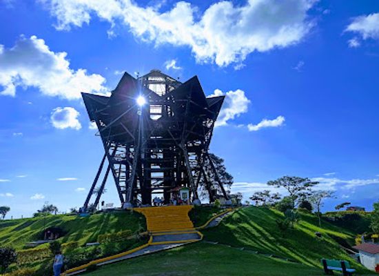 colombia/insular-region/landmark/mirador-colina-iluminada