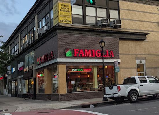 new-york/white-plains/landmark/famous-famiglia