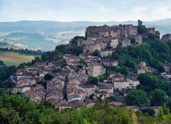 france/midi-pyrenees/landmark/cordes-sur-ciel