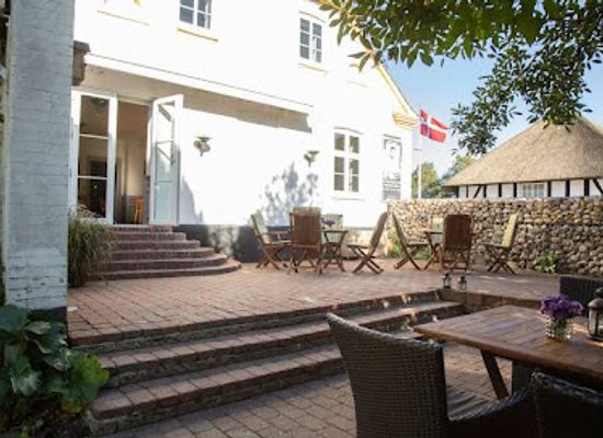 denmark/randers/restaurant/fladbro-kro