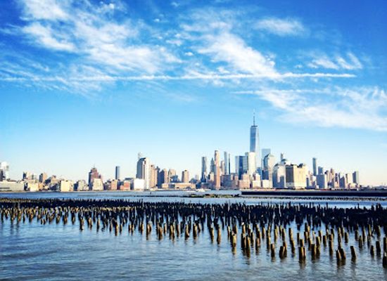 new-jersey/jersey-city/landmark/hudson-river-waterfront-walkway