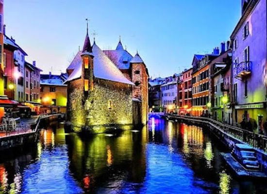 france/annecy/landmark/le-paquier