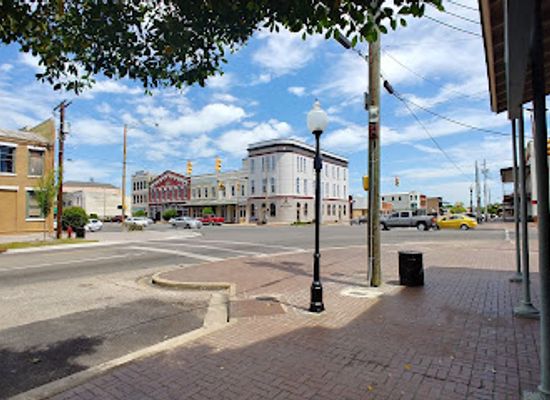 alabama/coosa-valley/landmark/edmund-pettus-bridge