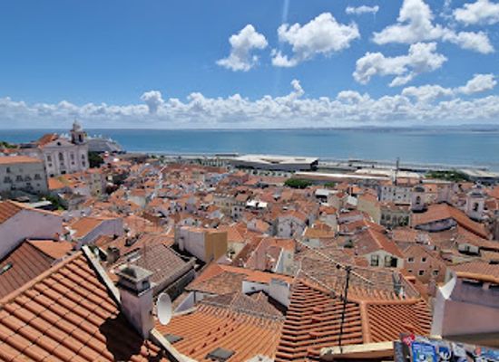 portugal/lisbon/alfama/landmark/observation-deck