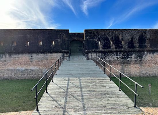 florida/panhandle/landmark/advanced-redoubt-of-fort-barrancas