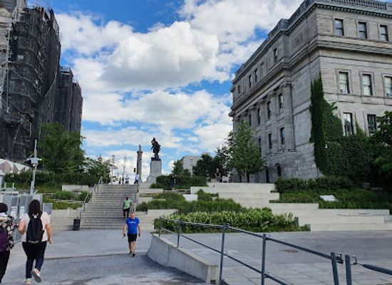 canada/lanaudiere/landmark/le-champ-de-mars
