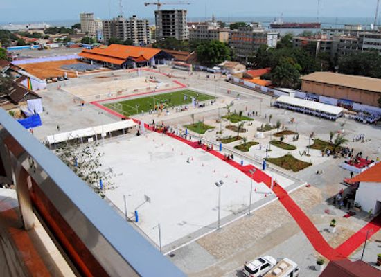 guinea/conakry/kaloum/landmark/bluezone-de-kaloum