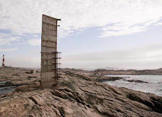 namibia/luderitz/landmark/site-of-original-dias-cross