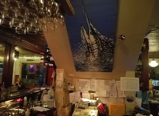massachusetts/gloucester/landmark/the-rhumb-line-bar-restaurant