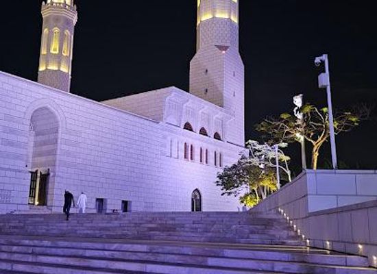 oman/muscat-governorate/landmark/mohammed-al-ameen-mosque