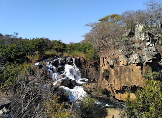zimbabwe/manicaland/landmark/nyangombe-falls