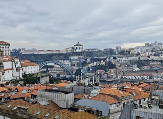 portugal/porto/ribeira/landmark/juderia-de-porto