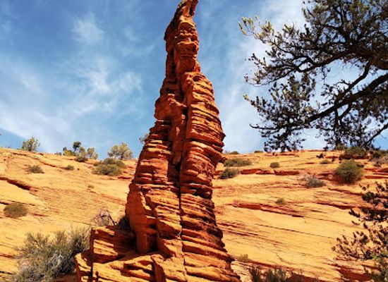 utah/dixie-national-forest/landmark/red-canyon-slot-aka-peek-a-boo-trailhead