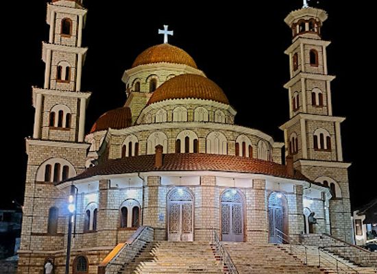 albania/korce-region/landmark/katedralja-ortodokse-ringjallja-e-krishtit