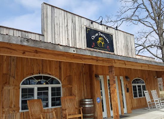 missouri/lake-of-the-ozarks/landmark/ozark-distillery-and-brewery