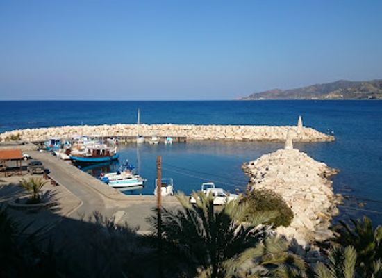 cyprus/tylliria-region/landmark/pomos-municipal-beach