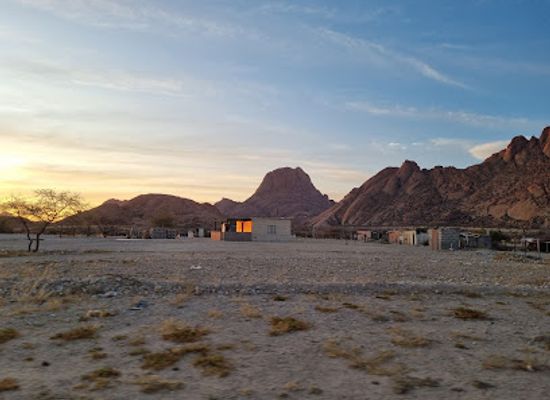namibia/spitzkoppe/landmark/spitzkoppe-village