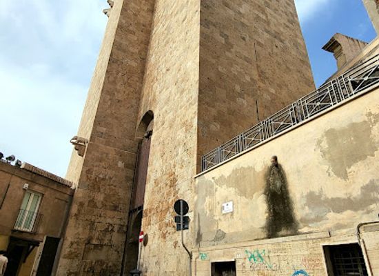 italy/sardinia/landmark/torre-dell-elefante