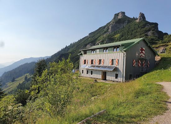 austria/kaisergebirge/landmark/stripsenjochhaus
