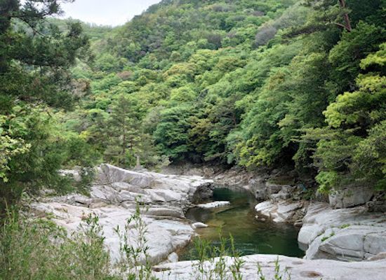 japan/chugoku/landmark/okutsu-valley
