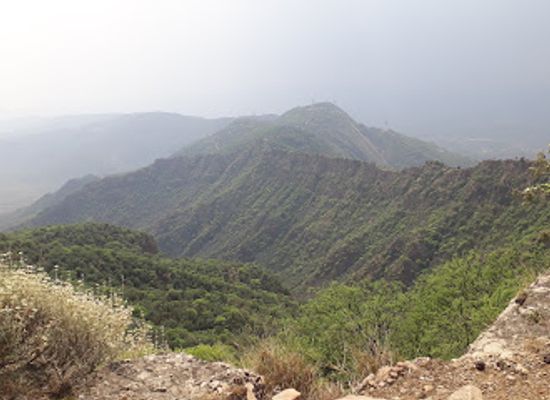 pakistan/pothohar-plateau/landmark/tilla-jogian