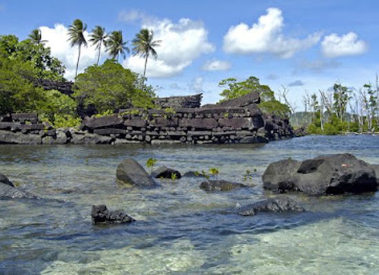 micronesia/mortlock-islands/landmark/nan-madol